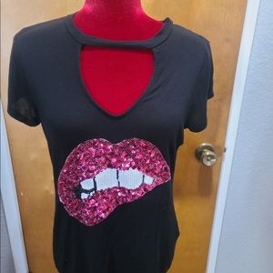 Lips t shirt